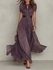 Flavia – Vestido Largo de Chifón con Escote Cruzado y Encaje